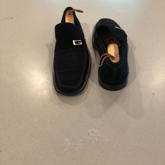 Vintage Gucci Mens black suede loafers main image 7